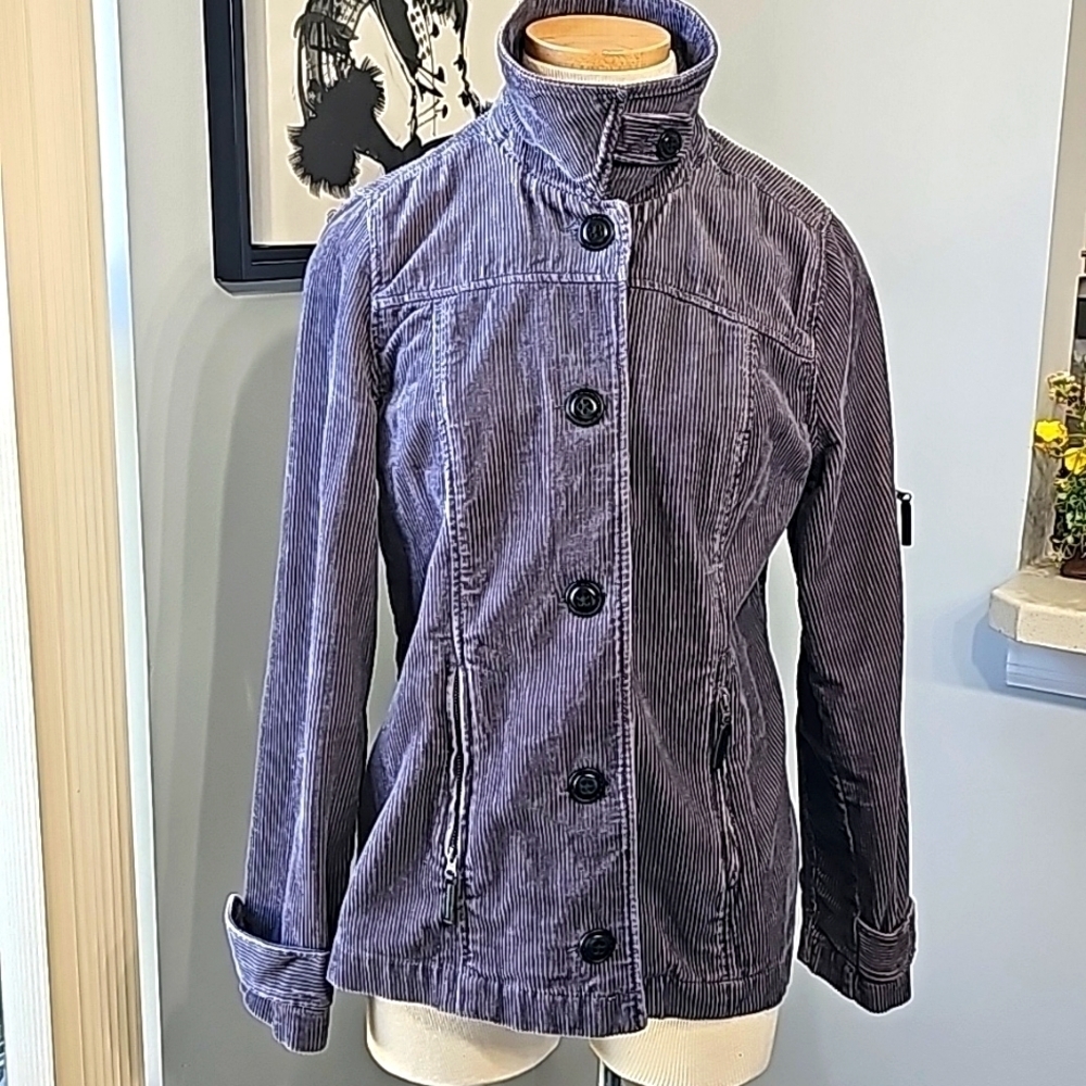 RELATIVITY, gray Corderoy jacket size medium. NWOT. Button‎ up zipper poc…